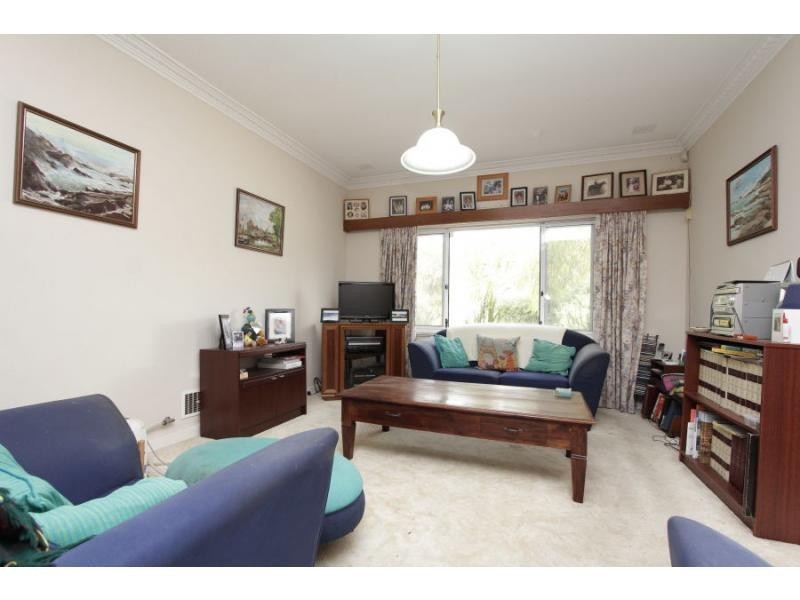 82 Arnott Street, Trigg WA 6029