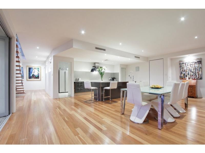 23 Karrinyup Road, Trigg WA 6029