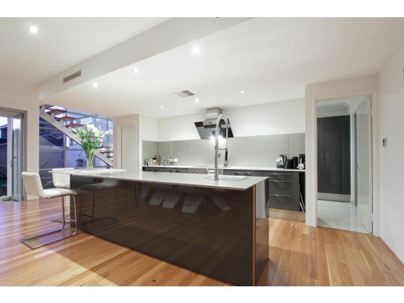 23 Karrinyup Road, Trigg WA 6029