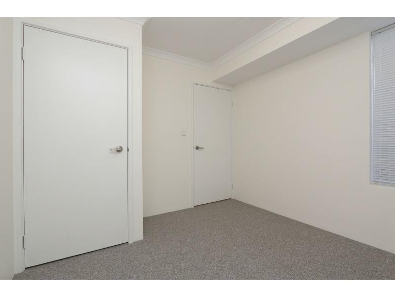 15A Chicago St, Southern River WA 6110