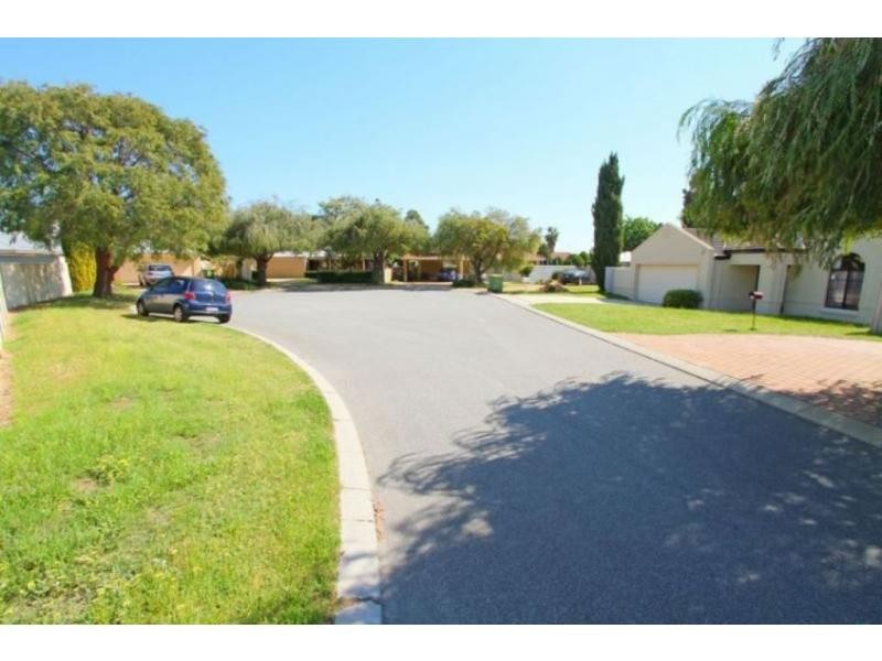 21 Dayana Court, Redcliffe WA 6104