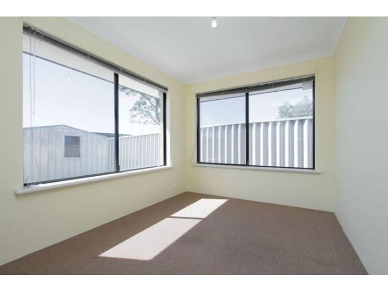 21 Dayana Court, Redcliffe WA 6104