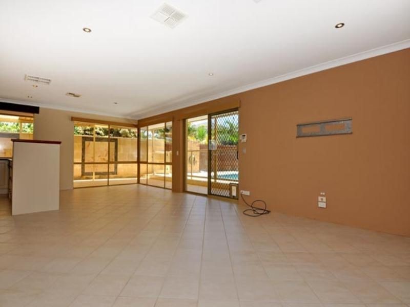 26 Wentletrap Way, Mullaloo WA 6027