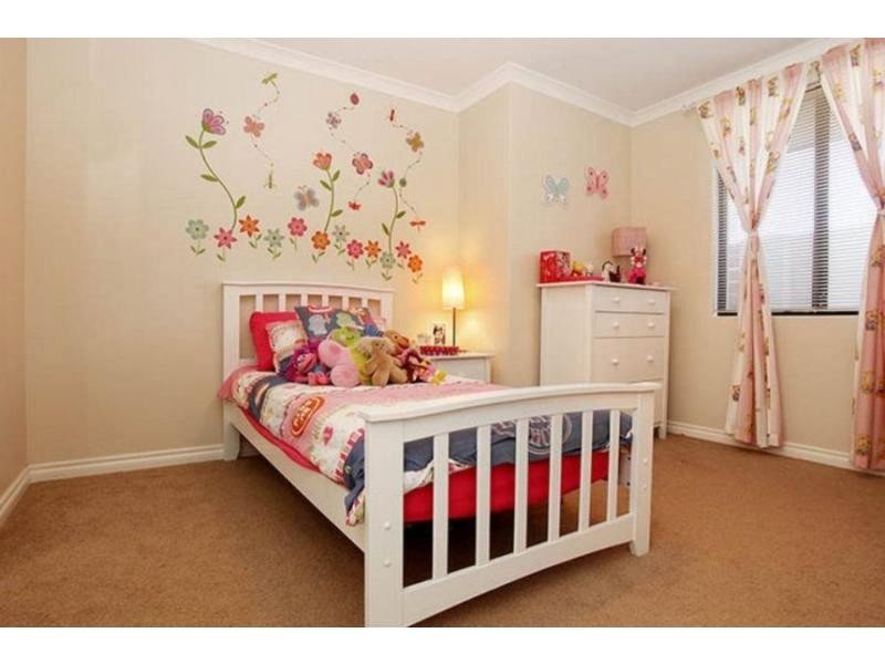 302 Epsom Avenue, Cloverdale WA 6105