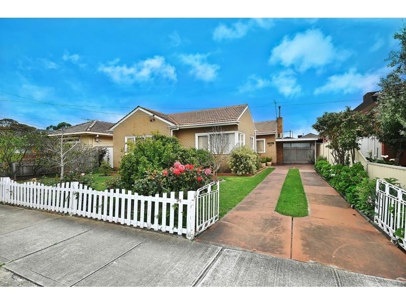 21 Raglan Street, Avondale Heights VIC 3034