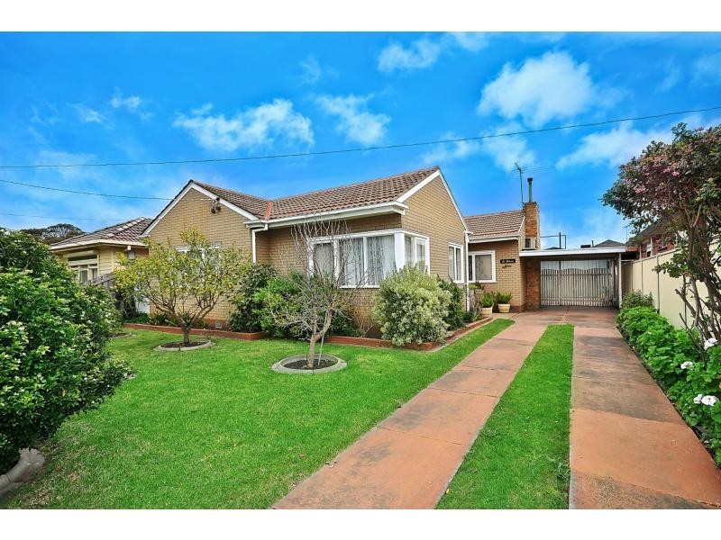 21 Raglan Street, Avondale Heights VIC 3034