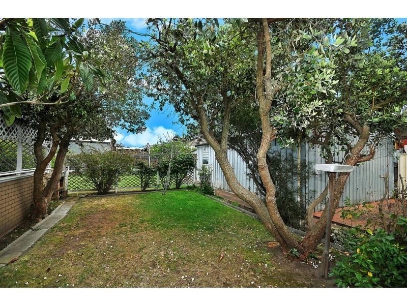 21 Raglan Street, Avondale Heights VIC 3034