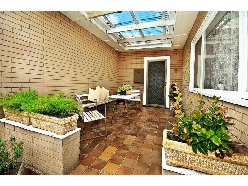 21 Raglan Street, Avondale Heights VIC 3034