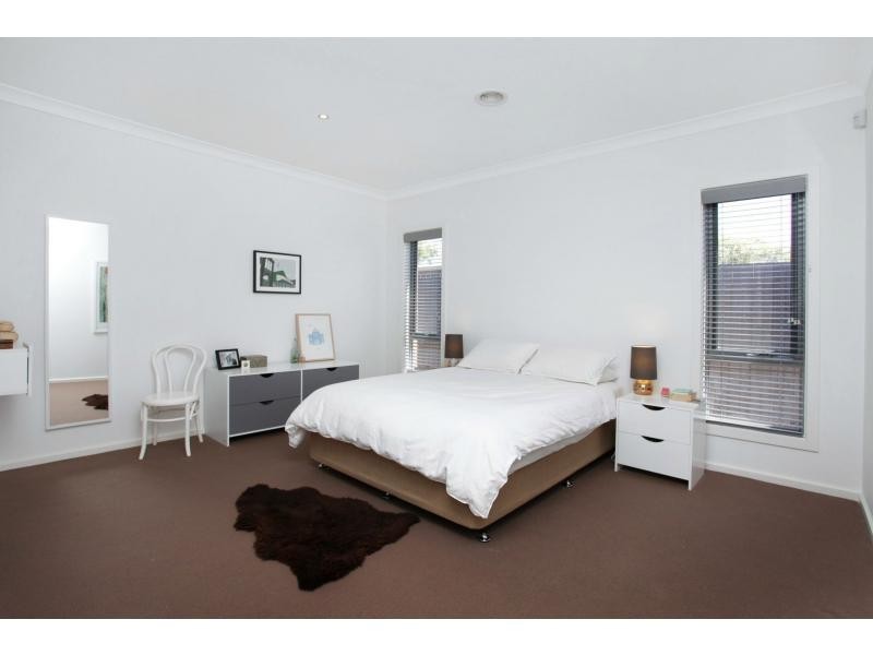 13A Ash Grove, Keilor East VIC 3033