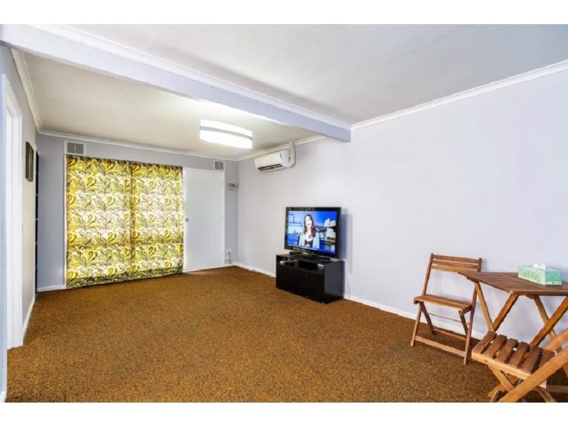 1/4-10 Plover Street, Melton VIC 3337