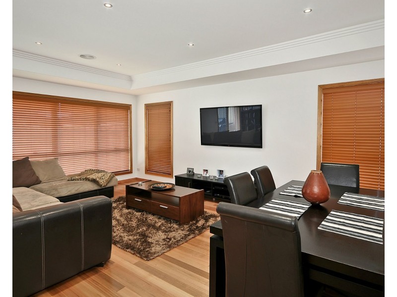 1/24 Wingara Avenue, Keilor East VIC 3033