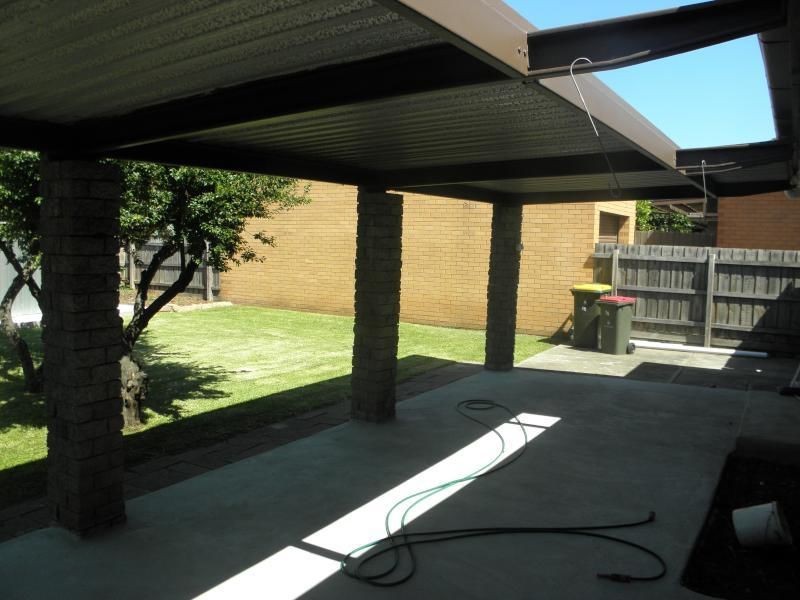 15 Vista Drive, Keilor East VIC 3033