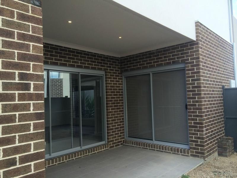 57 The Esplanade, Caroline Springs VIC 3023