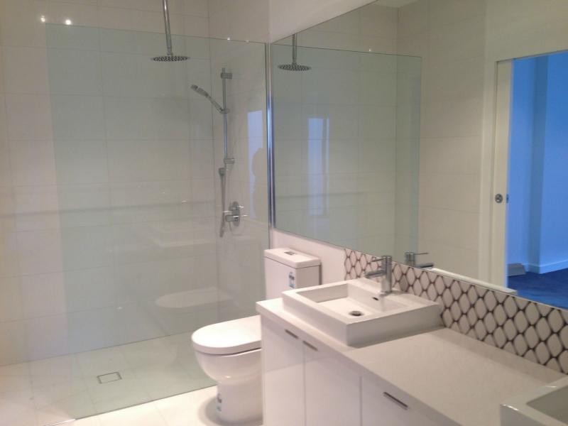 2/87 Canning Street, Avondale Heights VIC 3034