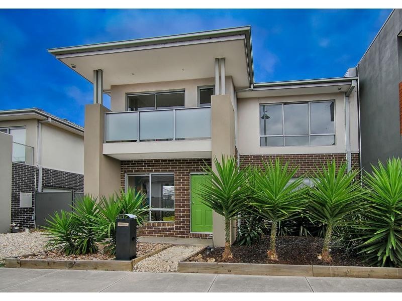 57 The Esplanade, Caroline Springs VIC 3023