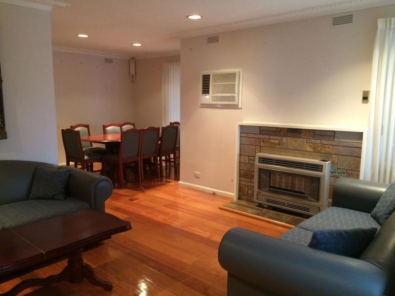 52 Prospect Drive, Keilor East VIC 3033