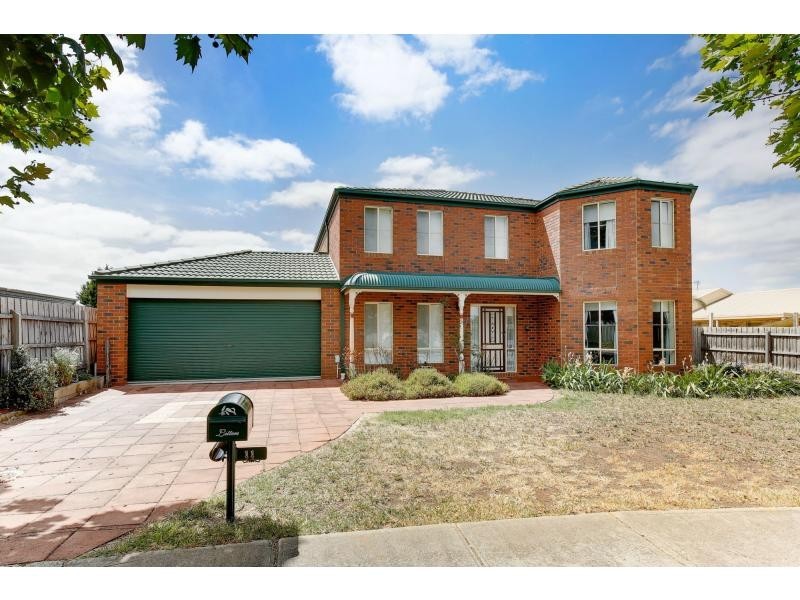 11 Englewood Court, Hillside VIC 3037