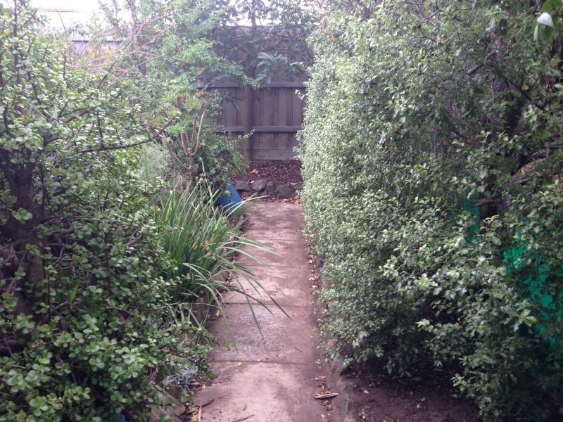 10 Huddersfield Road, Deer Park VIC 3023