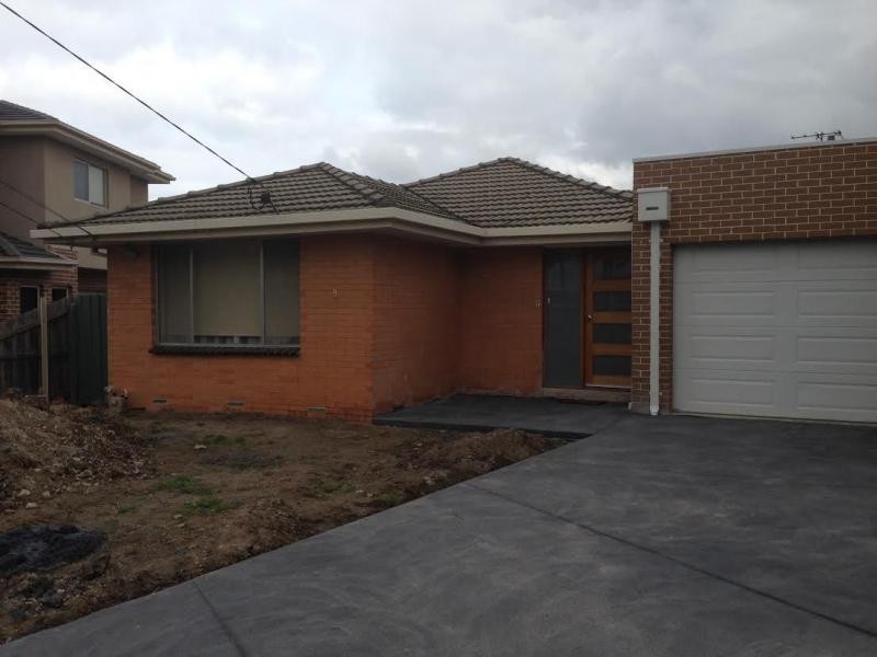 9 St Agnes Court, Avondale Heights VIC 3034