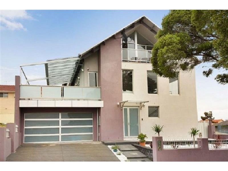 12 Warrs Road, Maribyrnong VIC 3032