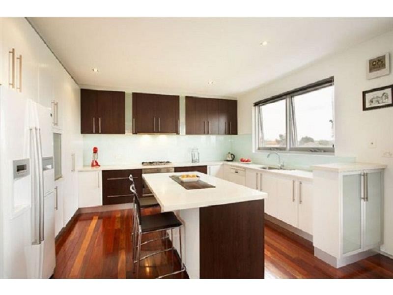 12 Warrs Road, Maribyrnong VIC 3032