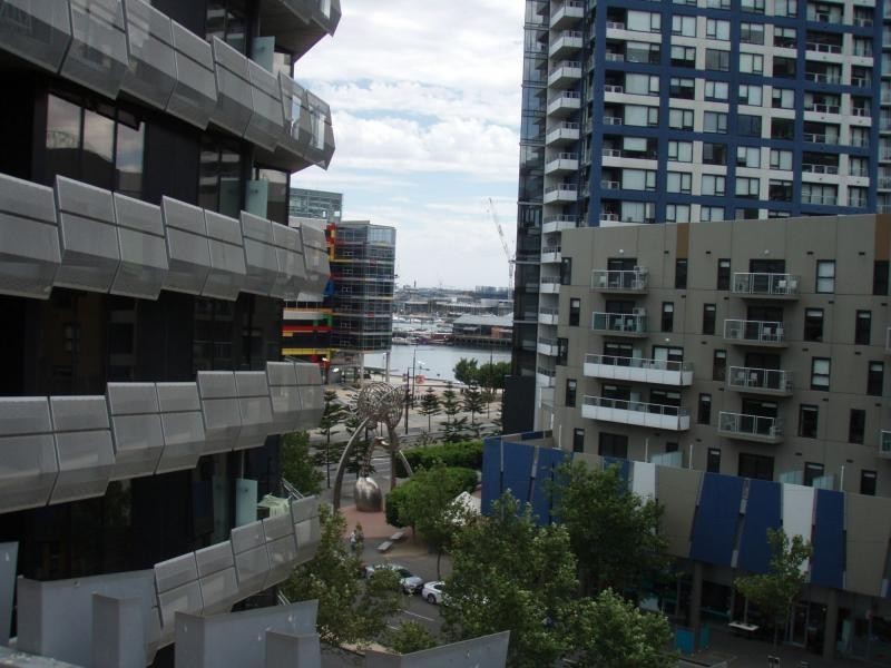 203/12 Waterview Walk, Docklands VIC 3008