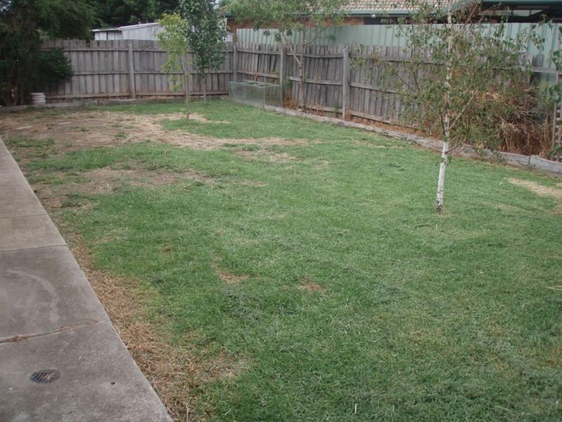 2/46 Somerset Drive, Sunshine North VIC 3020