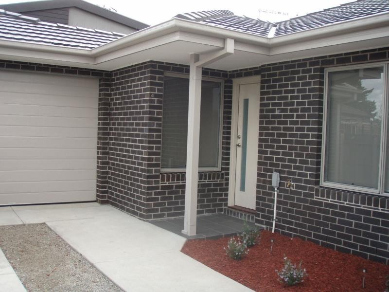 4/58 McIntosh Street, Airport West VIC 3042