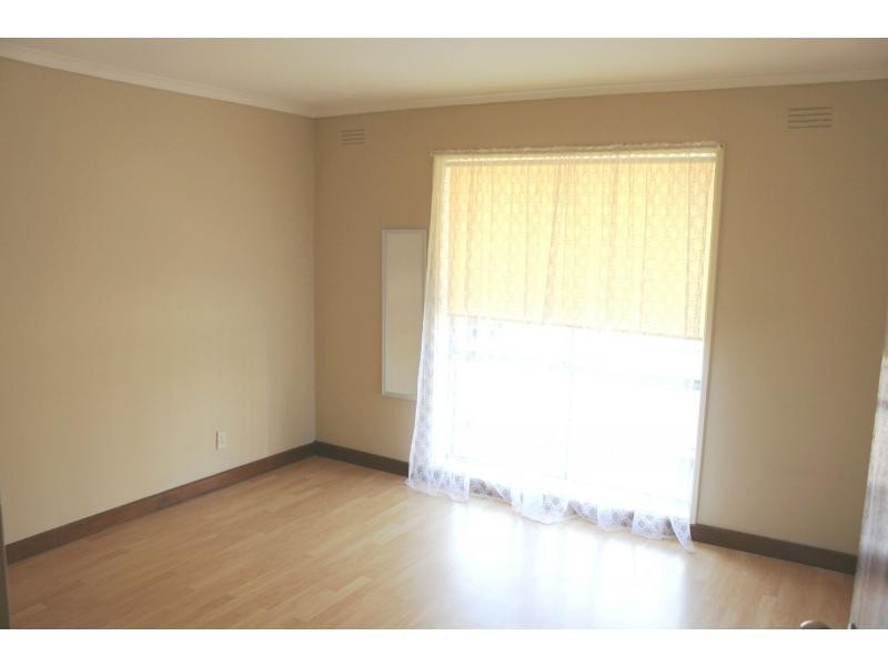 9/4 Cooper Street, Sunshine VIC 3020