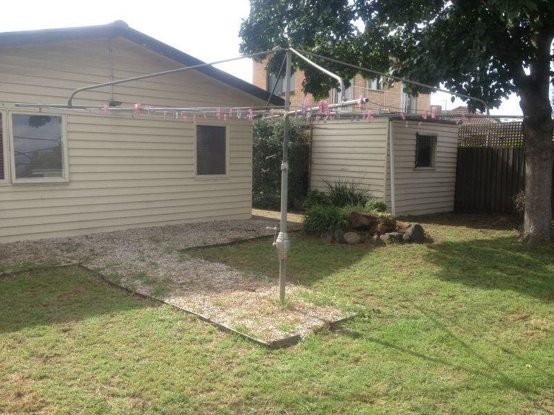 2 Wingara Avenue, Keilor East VIC 3033