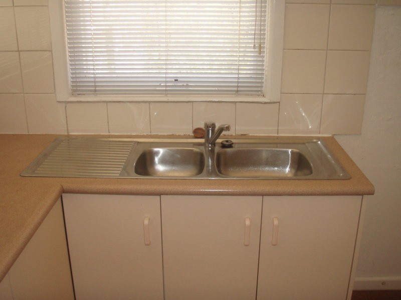 2 Wingara Avenue, Keilor East VIC 3033