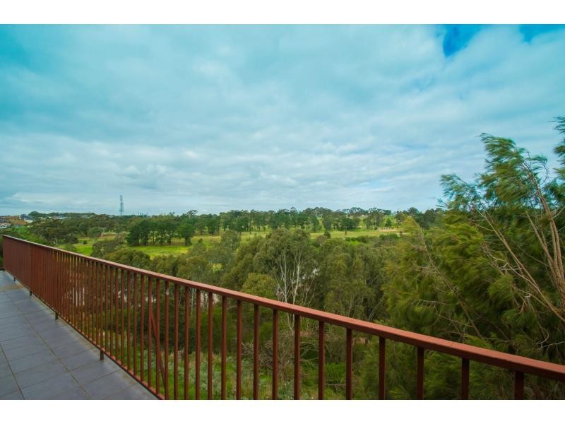 3/13 Laura Grove, Avondale Heights VIC 3034