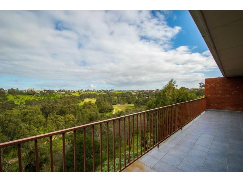 3/13 Laura Grove, Avondale Heights VIC 3034