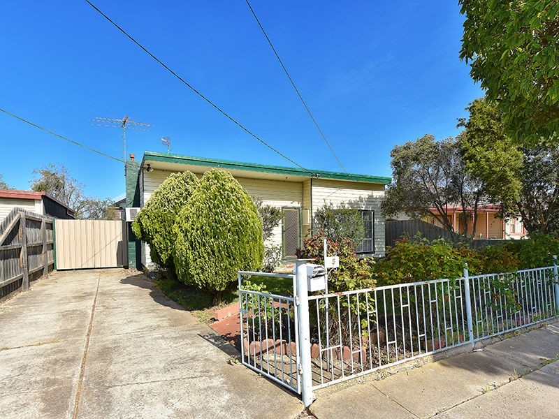 5 Hanley Street, Avondale Heights VIC 3034