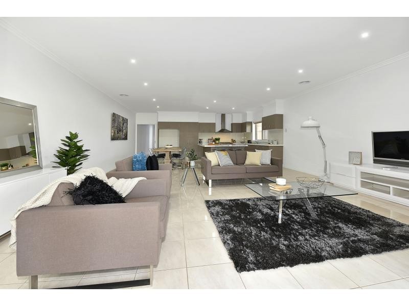 9 Riverview Street, Avondale Heights VIC 3034