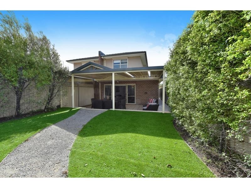 9 Riverview Street, Avondale Heights VIC 3034