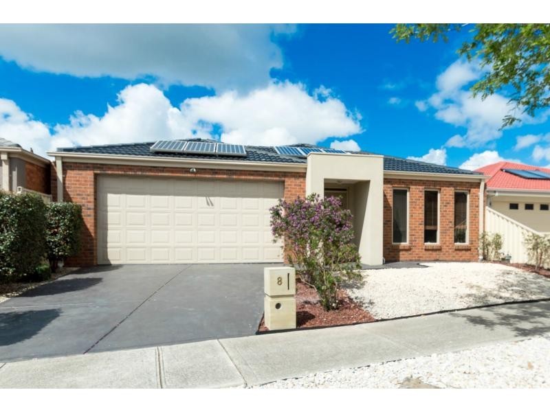 8 Billy Buttons Avenue, Cairnlea VIC 3023