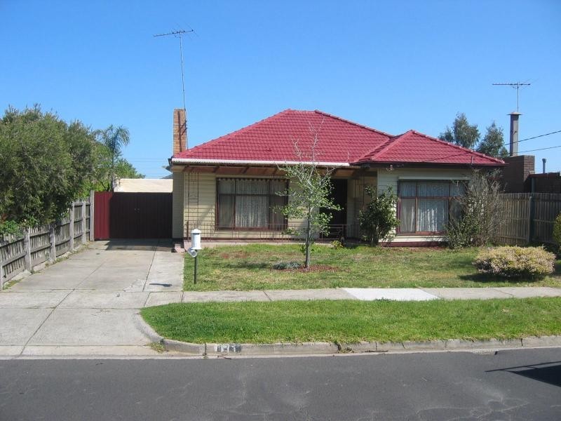 111 Marshall Road, Airport West VIC 3042