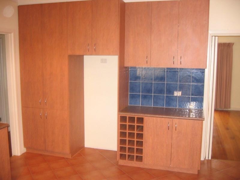 111 Marshall Road, Airport West VIC 3042