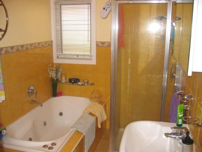 111 Marshall Road, Airport West VIC 3042