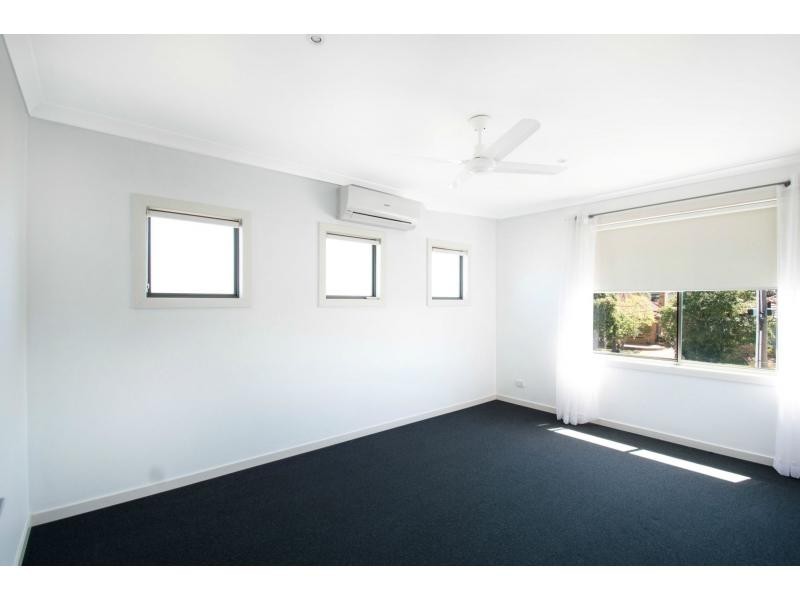 1/10 Arvern Avenue, Avondale Heights VIC 3034