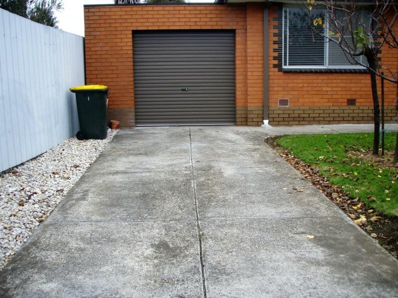 1/1 Cudgewa Place, Keilor East VIC 3033