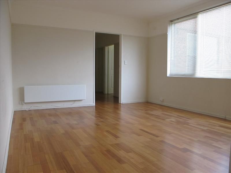 3/24 Rooney Street, Maidstone VIC 3012