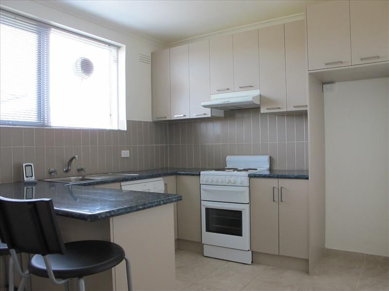 3/24 Rooney Street, Maidstone VIC 3012