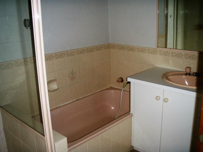 1/13 Laura Grove, Avondale Heights VIC 3034