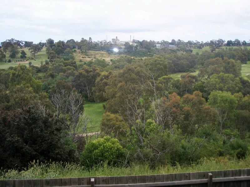 1/13 Laura Grove, Avondale Heights VIC 3034