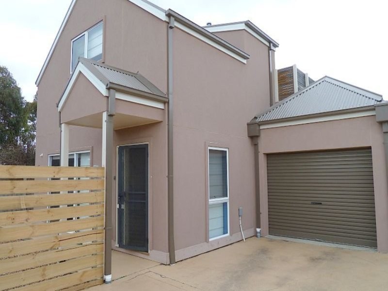 58A Quinn Grove, Keilor East VIC 3033