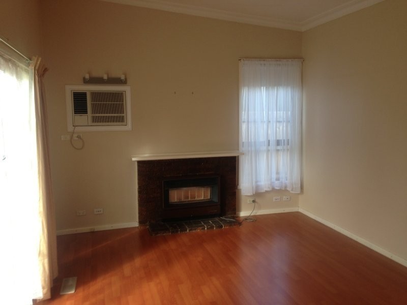 5 Hanley Street, Avondale Heights VIC 3034