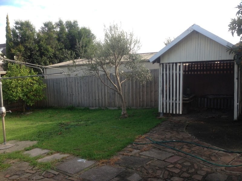 5 Hanley Street, Avondale Heights VIC 3034