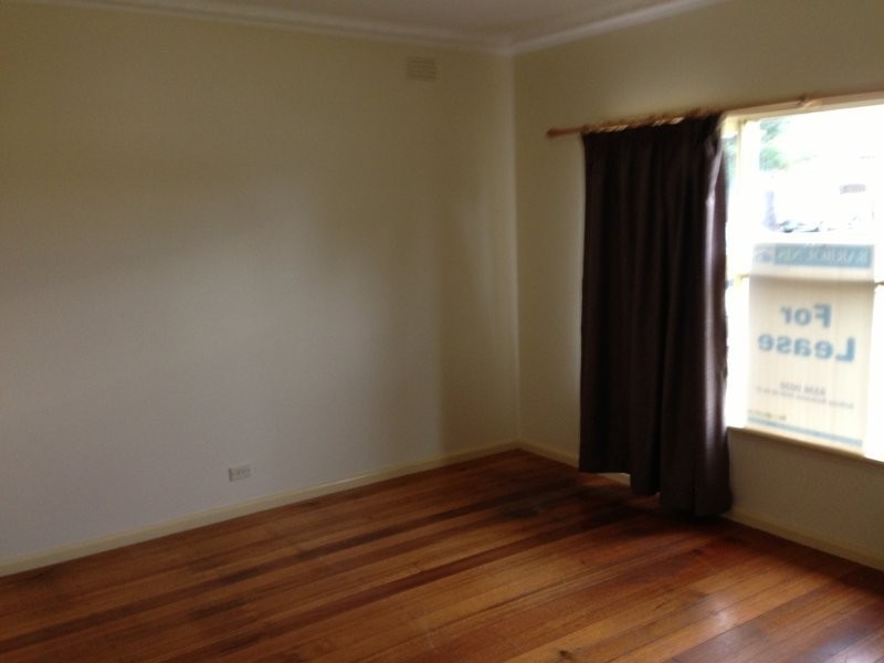 49 Macey Avenue, Avondale Heights VIC 3034
